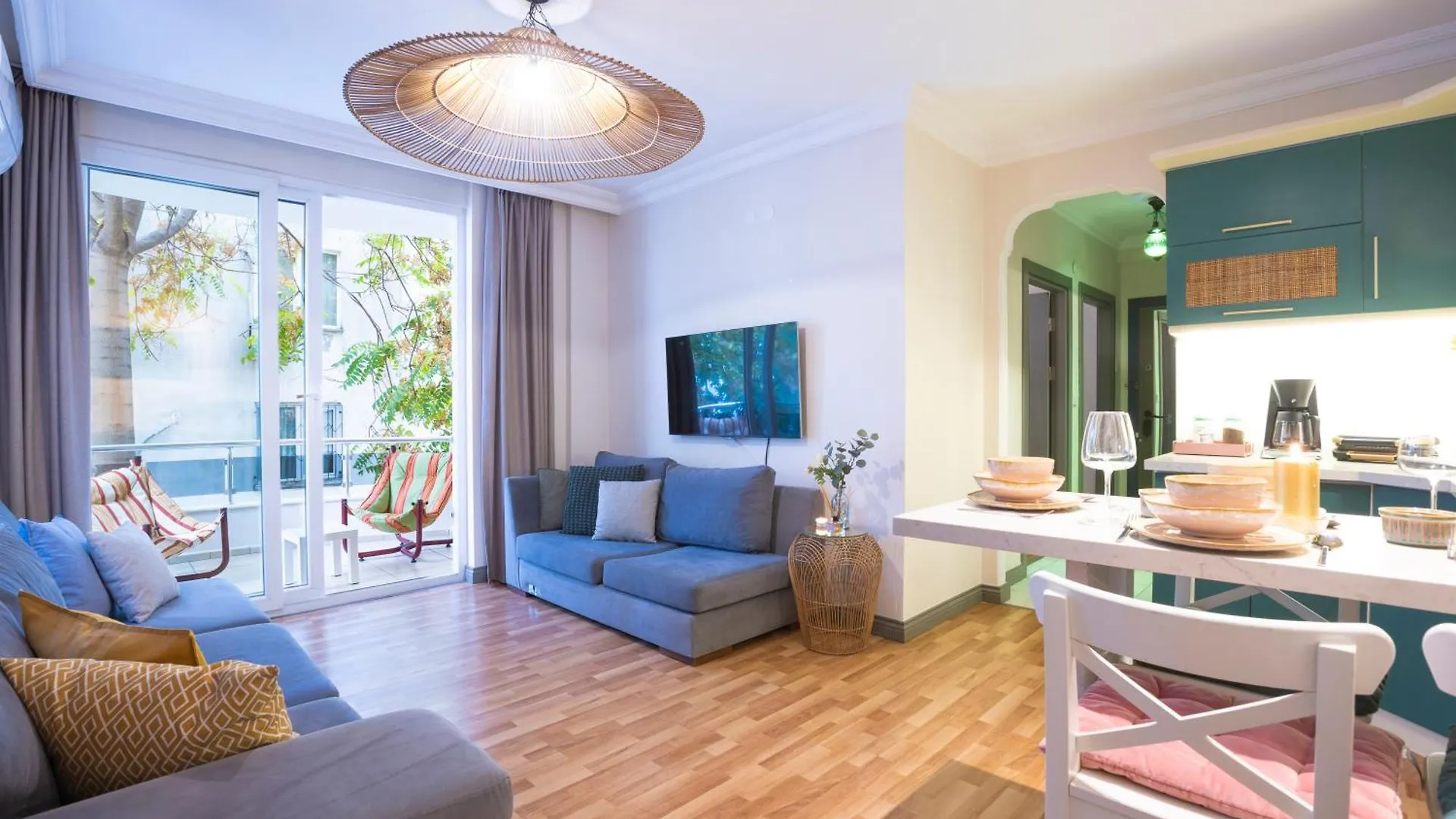 Antalya No4 Luxury Comfort Art Design House Апартаменты