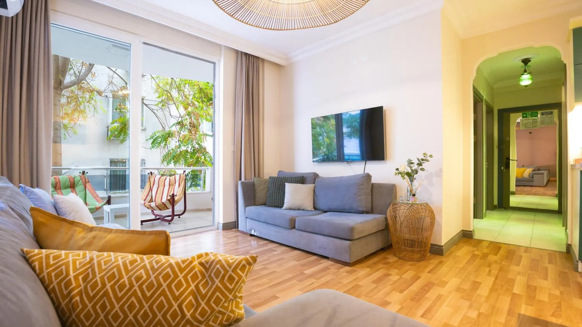 Апартаменты Antalya No4 Luxury Comfort Art Design House